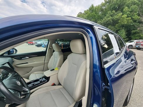 Used 2023 Buick Envision Preferred FWD image 18