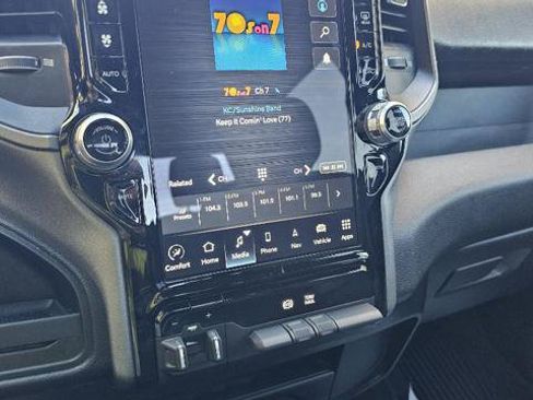 Used 2023 RAM 2500 Tradesman AWD/4WD image 23