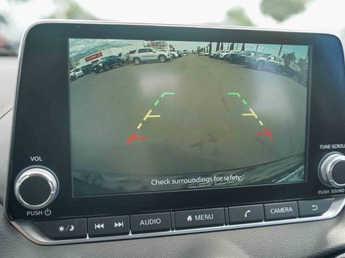 New 2025 Nissan Sentra SR image 25