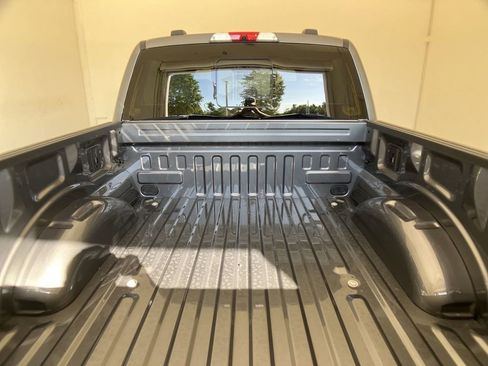 New 2023 Ford F150 Lightning Platinum image 23