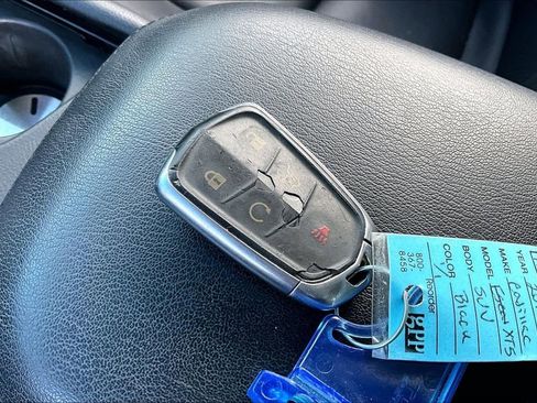 Used 2017 Cadillac XT5 Premium Luxury w/ LPO, Wheel Lock Package image 36