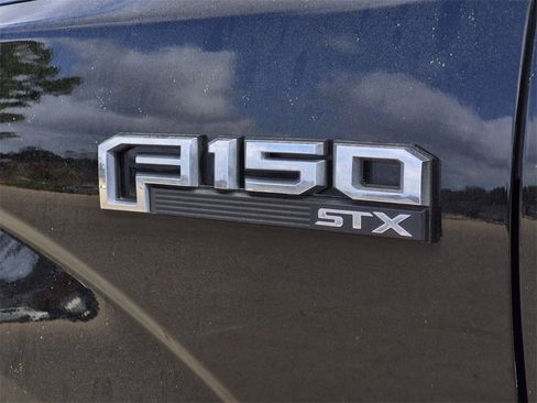 Used 2018 Ford F150 XL w/ Equipment Group 101A Mid image 6