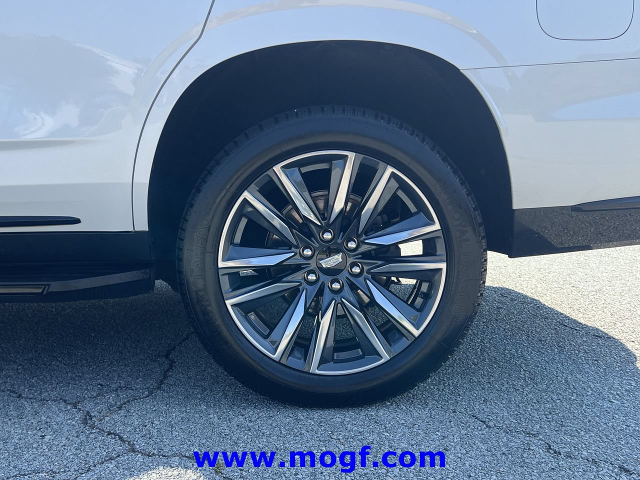 Used 2021 Cadillac Escalade Sport AWD/4WD image 37