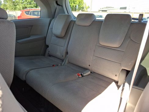 Used 2015 Honda Odyssey EX image 11