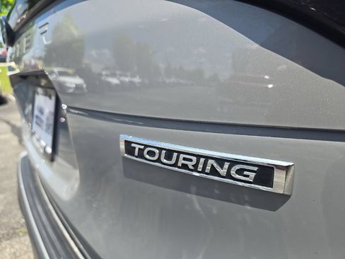 Used 2025 Subaru Forester Touring AWD/4WD image 14