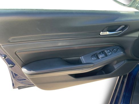 Used 2019 Nissan Altima 2.5 SR w/ SR Premium Package image 21