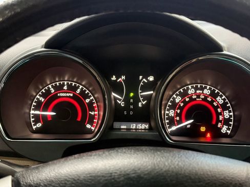 Used 2013 Toyota Highlander Limited image 31