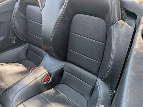 Used 2017 Ford Mustang Premium RWD image 37