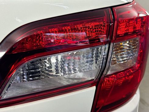 Used 2015 Subaru Outback 2.5i Limited image 33