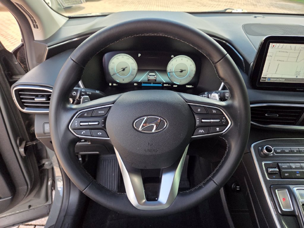 Used 2022 Hyundai Santa Fe SEL w/ Convenience + Premium Package AWD/4WD image 28