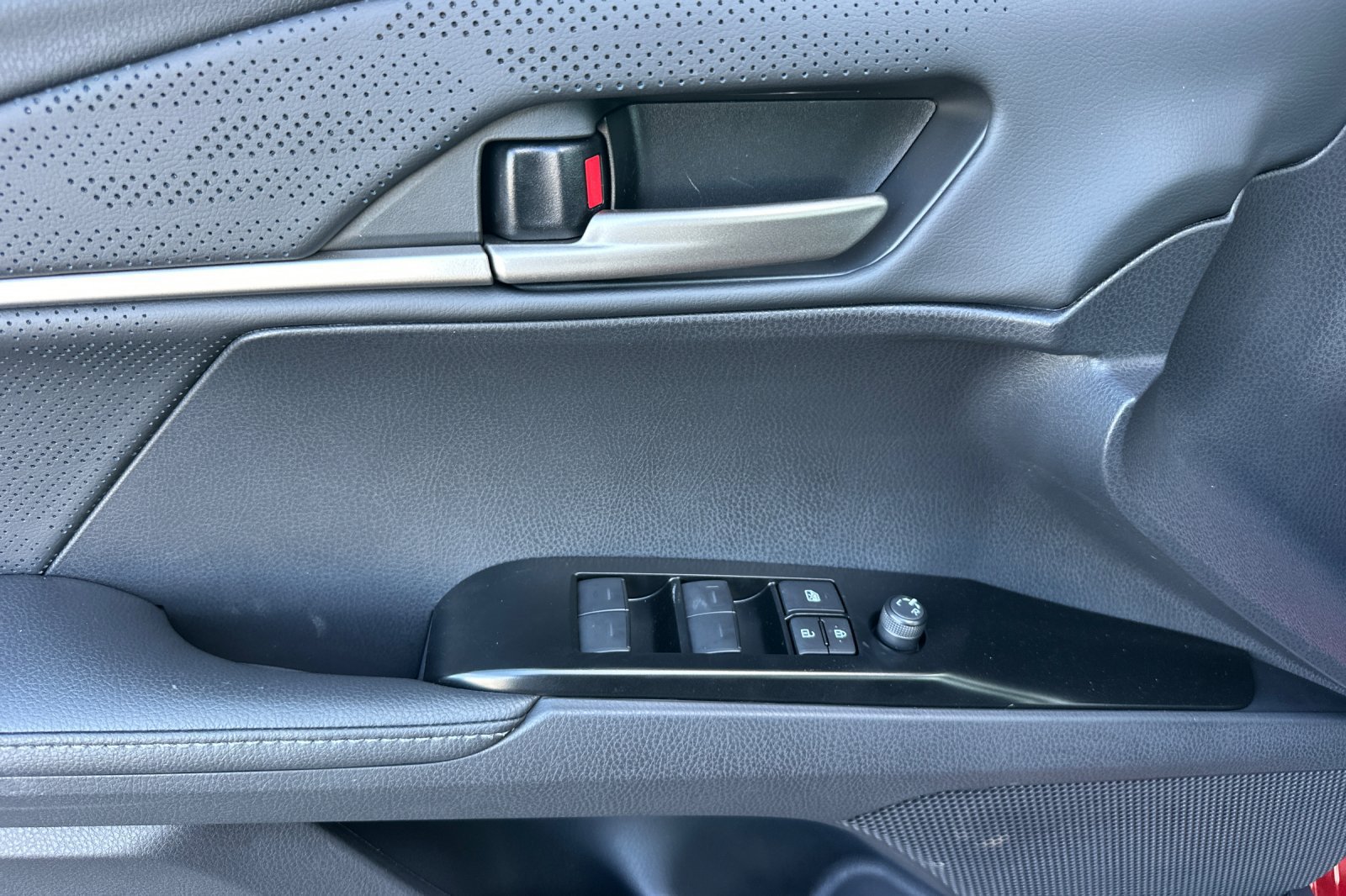 New 2026 Toyota Camry XSE FWD image 11