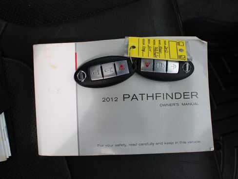 Used 2012 Nissan Pathfinder Silver AWD/4WD image 47
