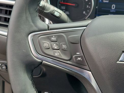 Used 2024 Chevrolet Equinox LT image 28