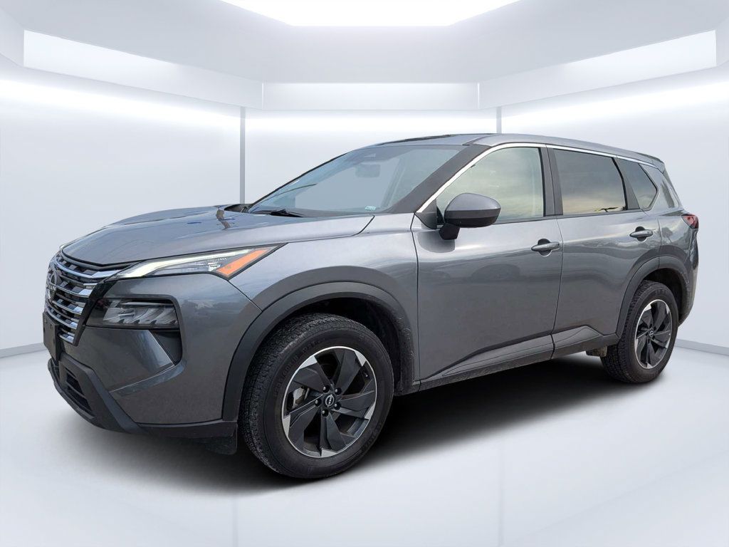 Used 2025 Nissan Rogue SV AWD/4WD image 5