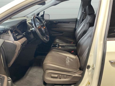 Used 2019 Honda Odyssey Elite image 9