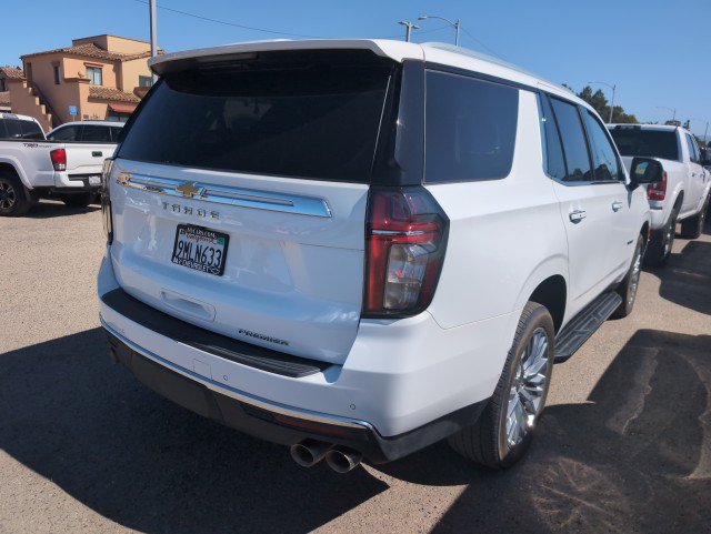 Used 2024 Chevrolet Tahoe Premier AWD/4WD image 3