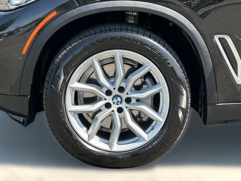 Used 2019 BMW X5 xDrive40i AWD/4WD image 13