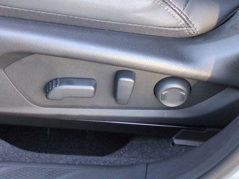 New 2026 Subaru Outback Limited image 16