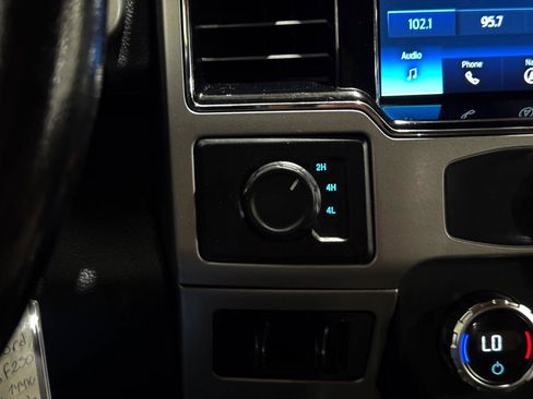 Used 2022 Ford F250 Lariat w/ Lariat Value Package AWD/4WD image 57