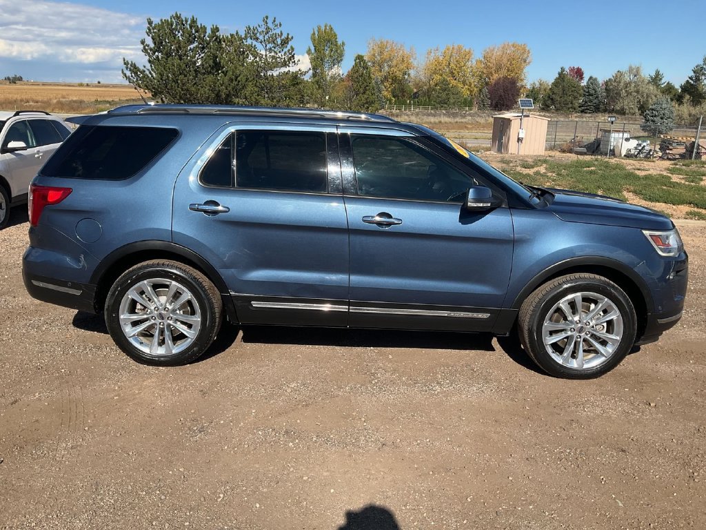 Used 2018 Ford Explorer Limited w/ Equipment Group 301A AWD/4WD image 15