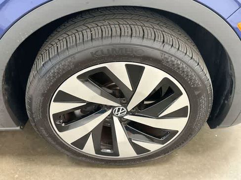 Used 2022 Volkswagen ID.4 Pro S w/ Gradient Package AWD/4WD image 5