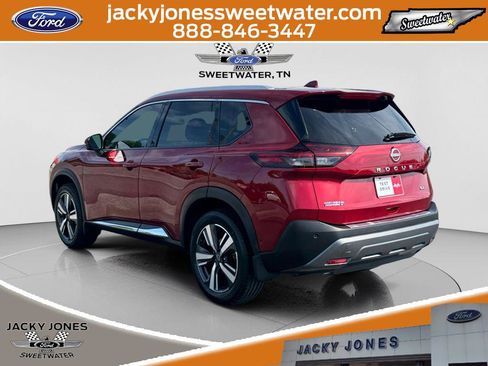 Used 2023 Nissan Rogue SL w/ SL Premium Package FWD image 3