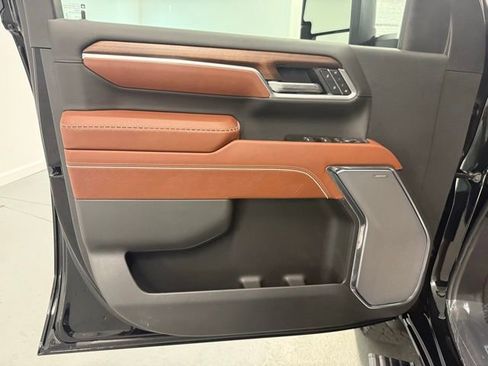 New 2026 GMC Sierra 3500 Denali Ultimate image 13