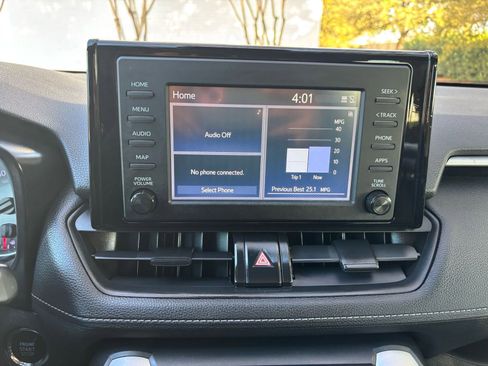 Used 2019 Toyota RAV4 XLE w/ Convenience Package image 26