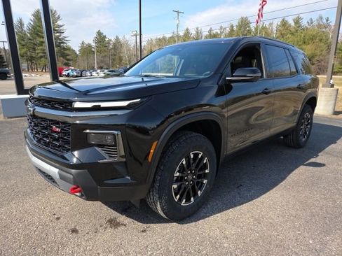 New 2026 Chevrolet Traverse Z71 image 3