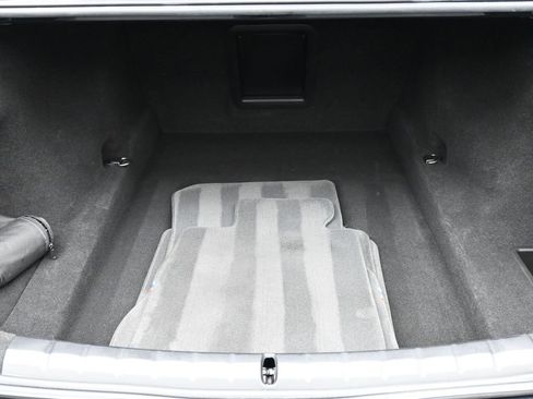 Used 2023 BMW 760i xDrive 760i xDrive w/ Luxury Rear Seating Package image 24