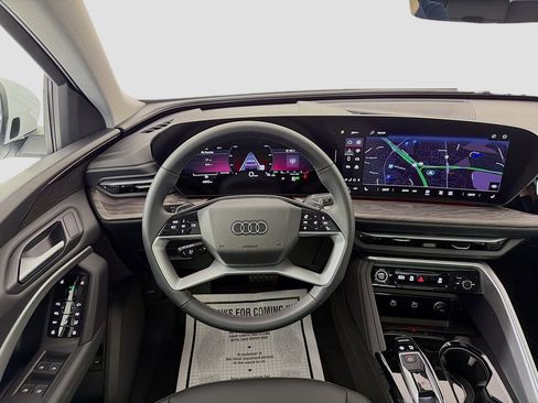New 2025 Audi Q5 Premium image 23