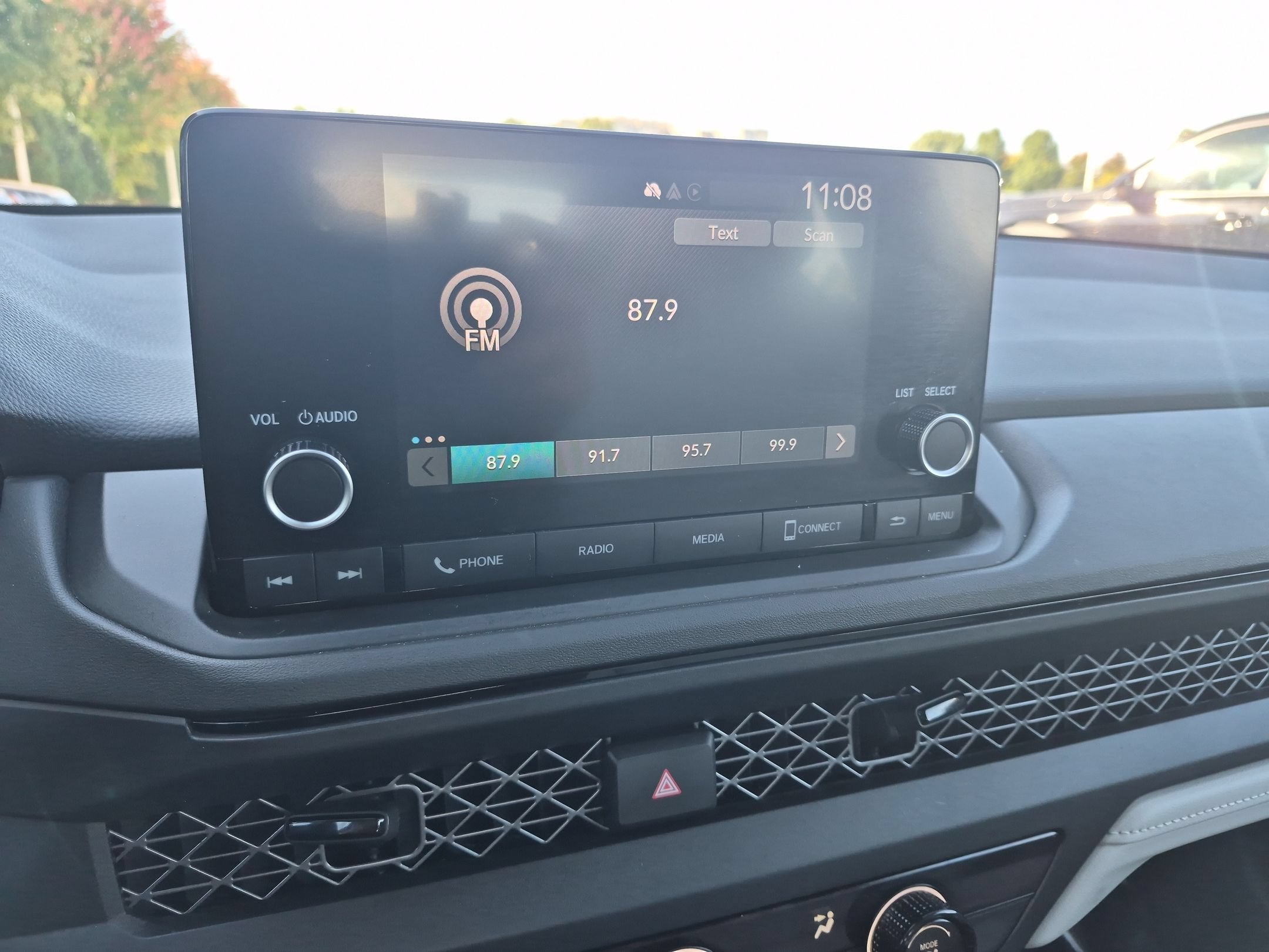 Certified 2024 Honda Accord LX image 17