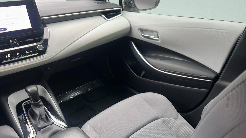 Used 2024 Toyota Corolla SE FWD image 12