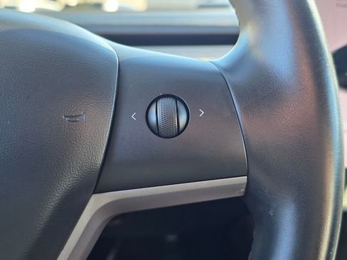 Used 2019 Tesla Model 3 Long Range image 26