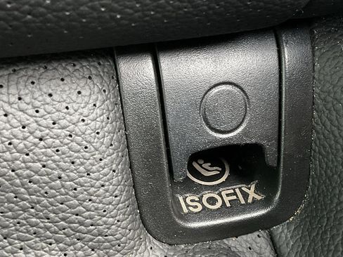 Used 2024 Mercedes-Benz GLE 350 4MATIC image 16