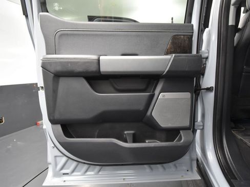 Used 2024 Ford F250 Lariat image 39