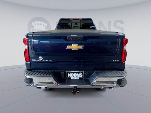 Used 2022 Chevrolet Silverado 1500 LTZ w/ LTZ Convenience Package II AWD/4WD image 27