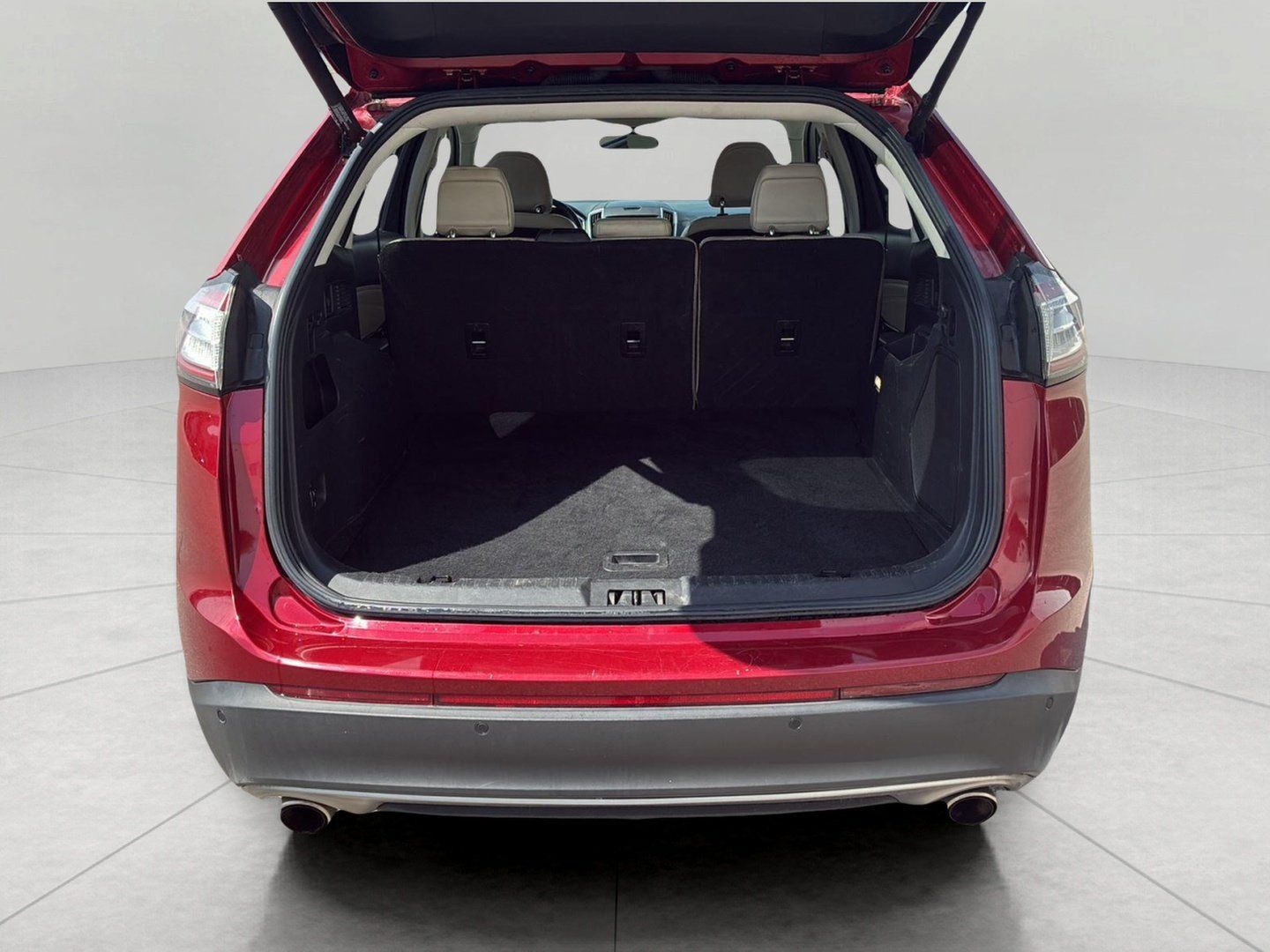 Used 2017 Ford Edge Titanium w/ Technology Package FWD image 23