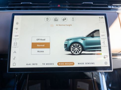 Certified 2024 Land Rover Range Rover Sport SE image 27