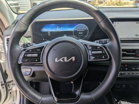 Certified 2024 Kia Seltos SX AWD/4WD image 30