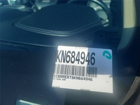 Used 2019 RAM 1500 Laramie RWD image 12