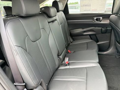 New 2026 Kia Sorento EX FWD image 22