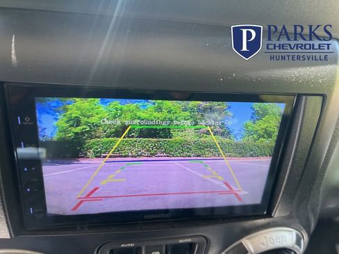 Used 2013 Jeep Wrangler Unlimited Sport image 29