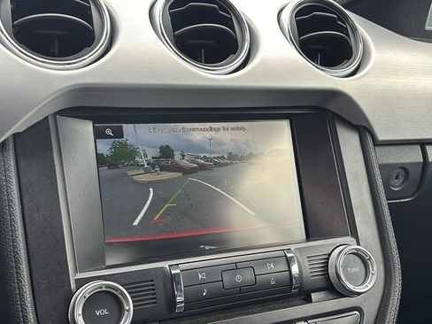 Used 2015 Ford Mustang Premium RWD image 21