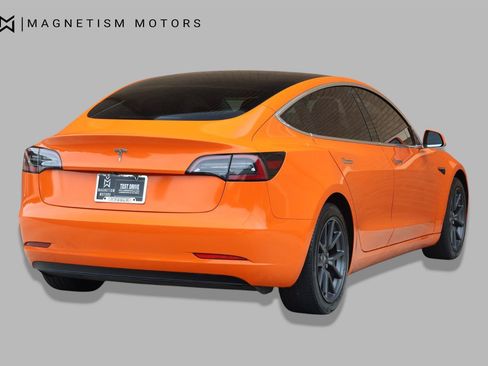 Used 2018 Tesla Model 3 Long Range RWD image 7
