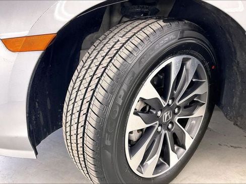 Certified 2024 Honda Odyssey EX-L image 34
