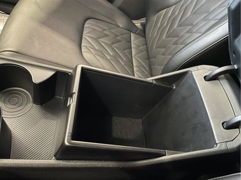 Used 2024 Kia Sportage X-Line w/ X-Line Premium Package image 31