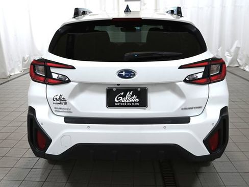 Certified 2025 Subaru Crosstrek 2.5i Limited w/ Popular Package #3A AWD/4WD image 12