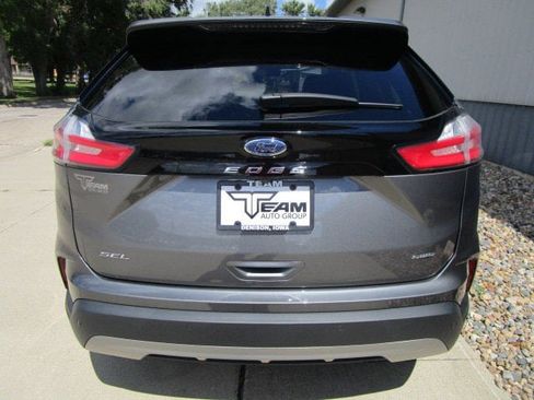 Used 2024 Ford Edge SEL image 6