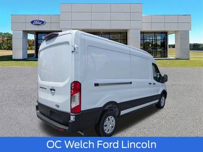 New 2026 Ford Transit 250 148 Medium Roof w/ Exterior Upgrade Package